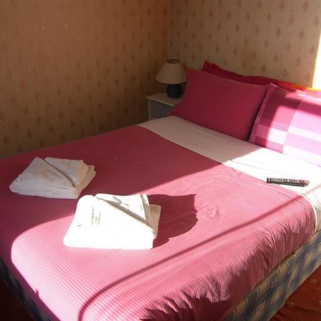 אדינבורו Regis Guest House מראה חיצוני תמונה