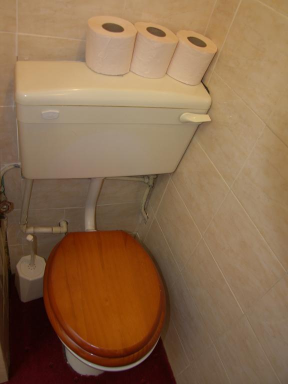 אדינבורו Regis Guest House חדר תמונה