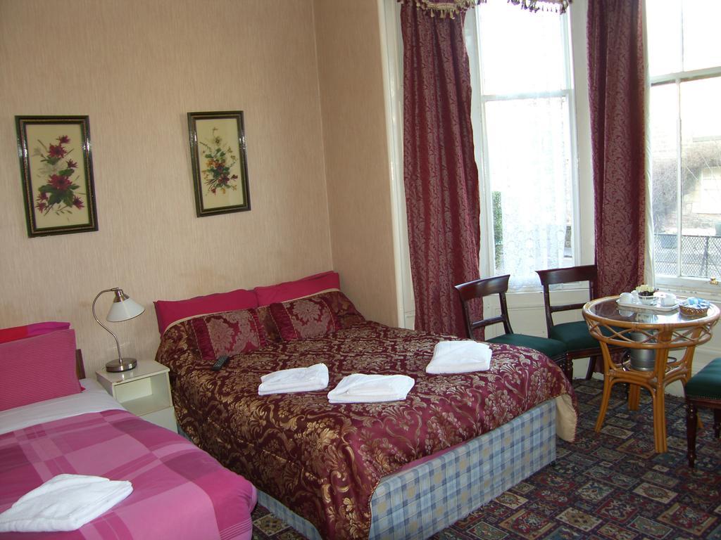 אדינבורו Regis Guest House מראה חיצוני תמונה